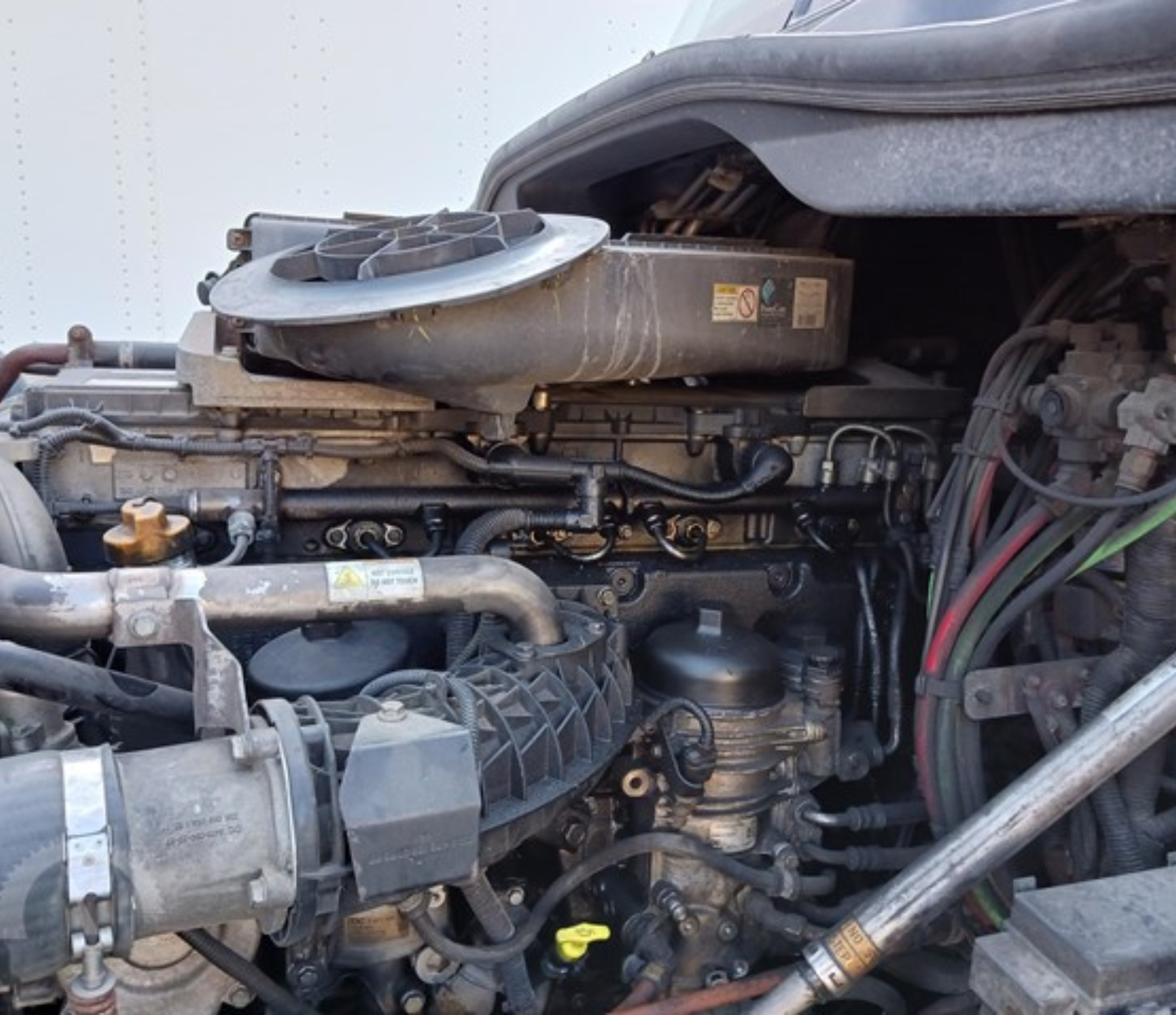 2018 FREIGHTLINER CASCADIA 125 - Image 6