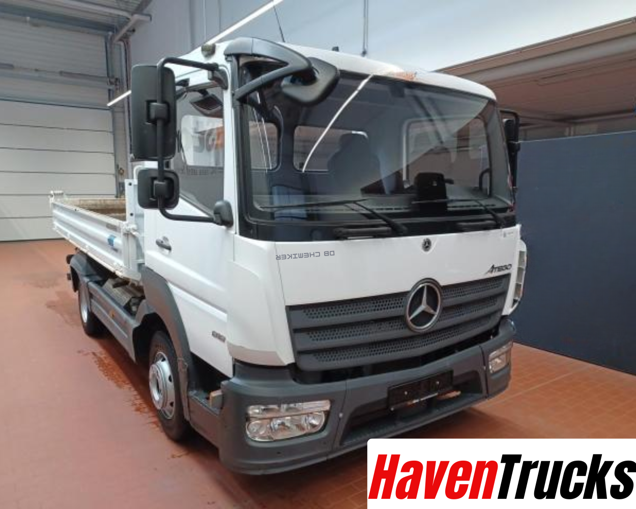 Mercedes-Benz Atego 818 K 4x2 Three-Way Dump Truck