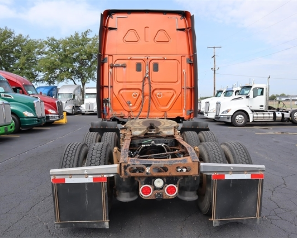 2014 FREIGHTLINER CASCADIA 125 - Image 4