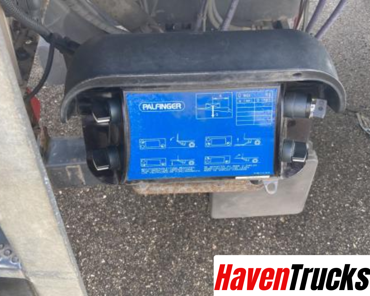 SK010 FP45 COOL Plywood Box-Body Semitrailer with Loading Tailgate - Image 3