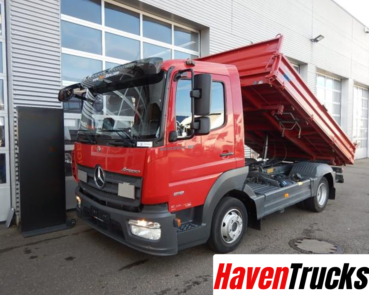 Mercedes-Benz Atego 818 K 4x2 Three-Way Dump Truck (Ruby Red)