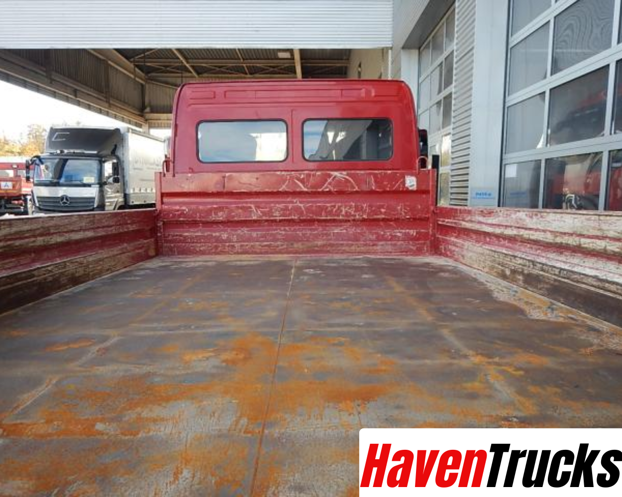 Mercedes-Benz Atego 818 K 4x2 Three-Way Dump Truck (Ruby Red) - Image 4