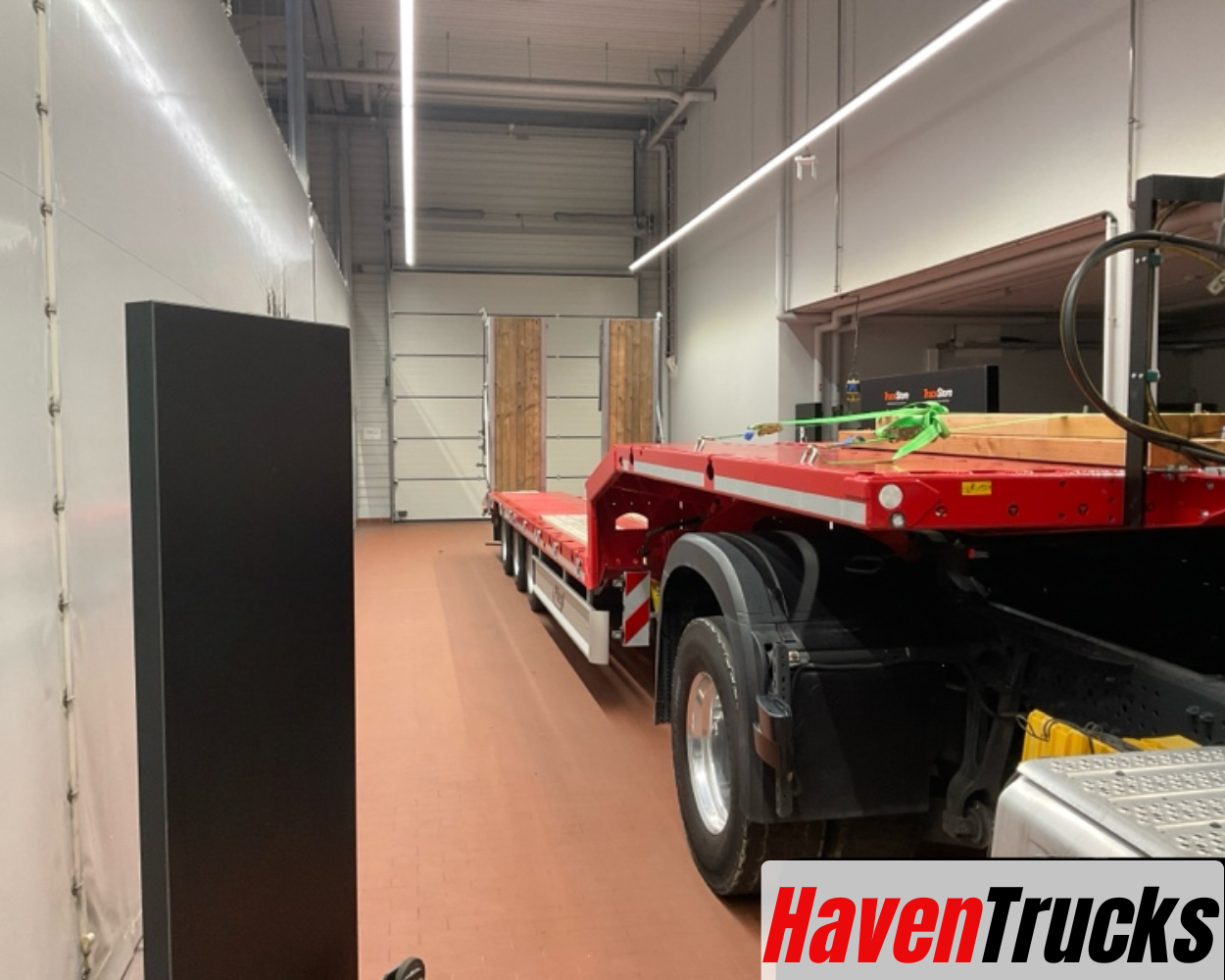 SDS 470 Heavy-Duty Gooseneck Semitrailer - Image 2