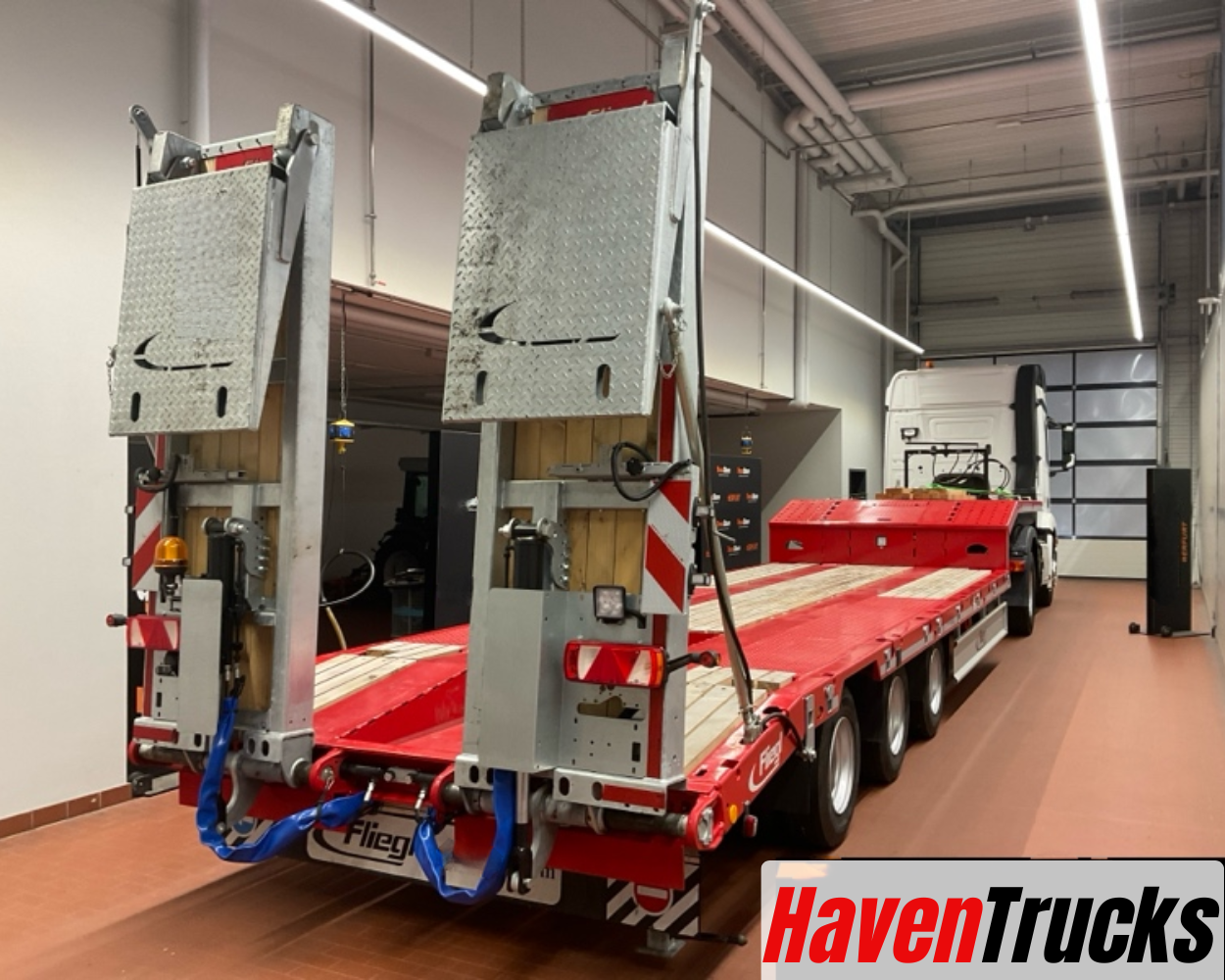 SDS 470 Heavy-Duty Gooseneck Semitrailer - Image 3